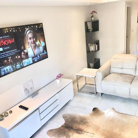 Millstream Mews Appartement Bakewell Buitenkant foto